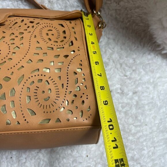 Bloom Theory Camera bag  tan synthetic leather laser cut metallic gold layer. - Picture 11 of 14